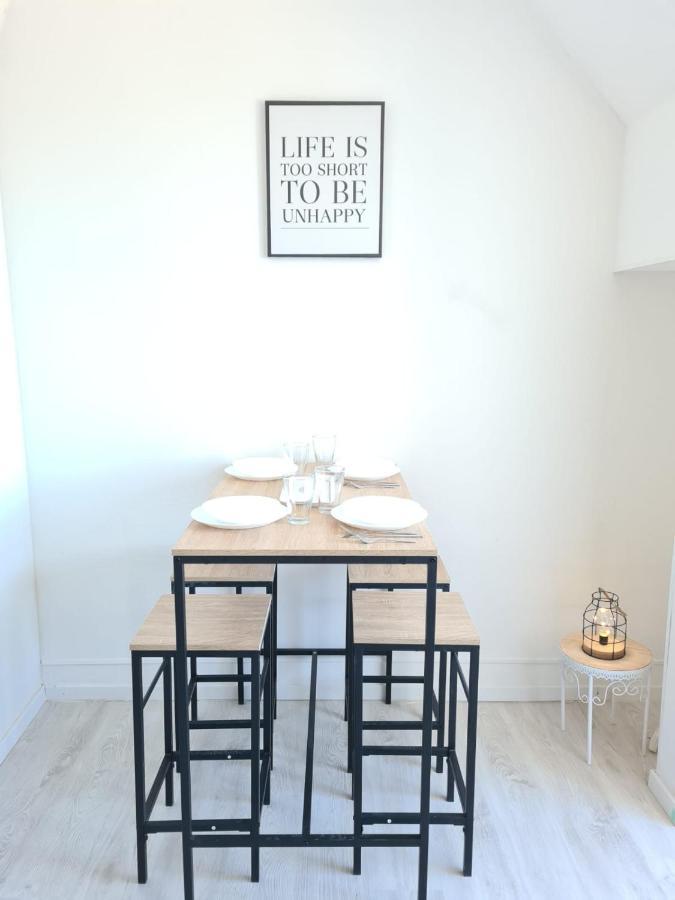 L'Atelier Cosy Apartment โบเวส์ ภายนอก รูปภาพ